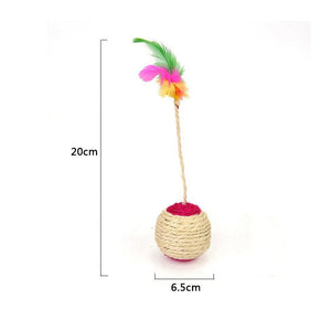 Pelota de sisal con plumas